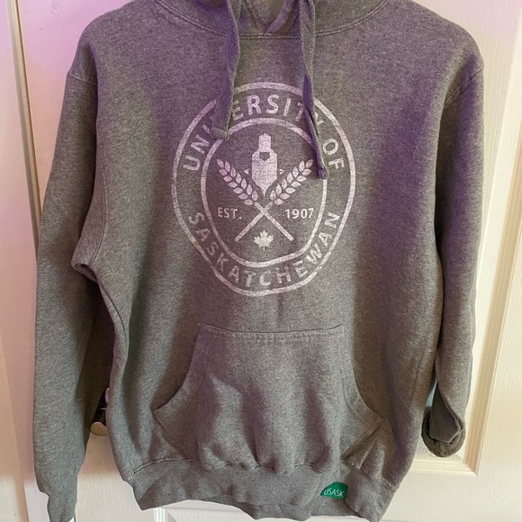 Tops University Of Saskatchewan Hoodie Poshmark